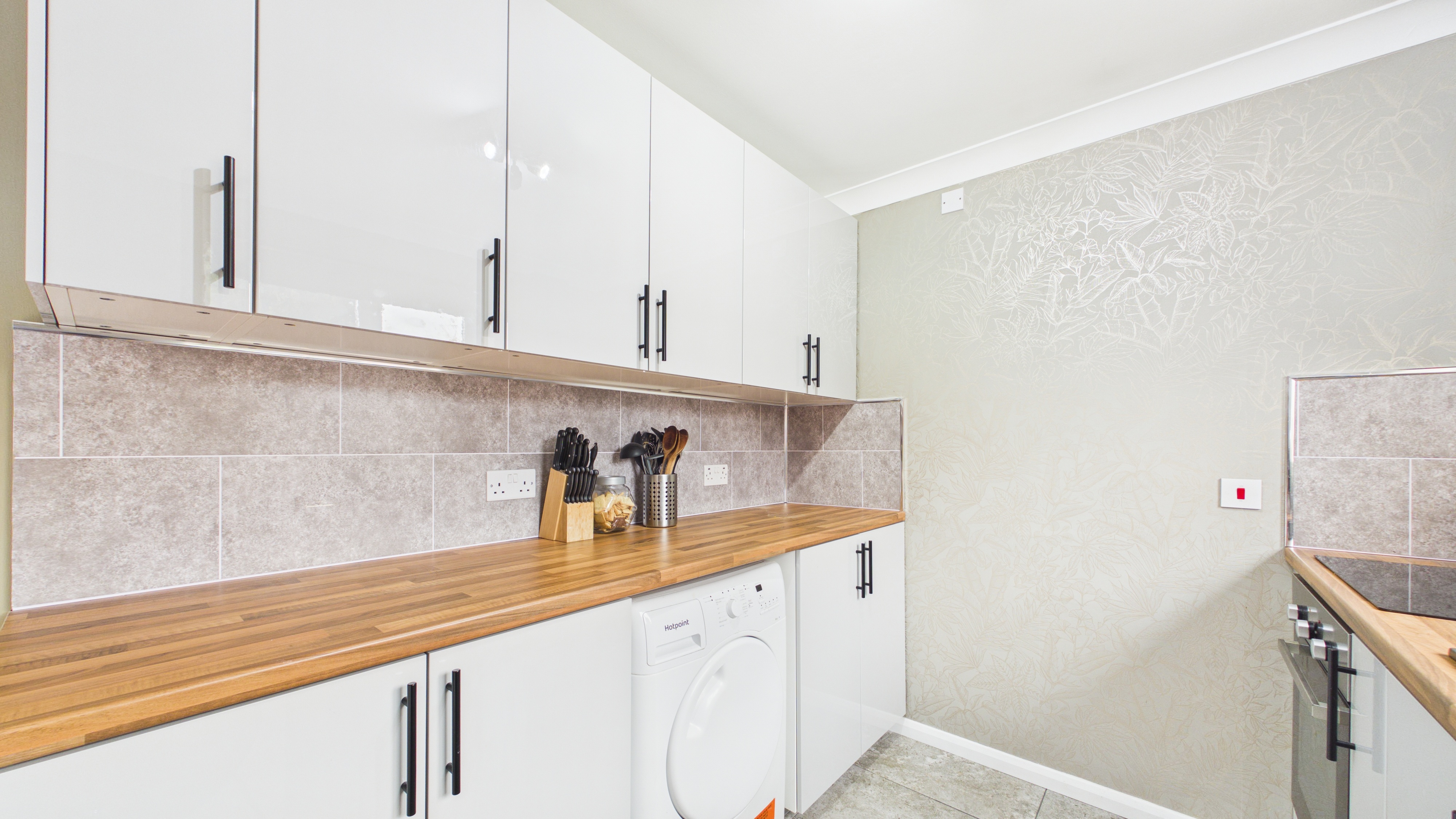 Image 11 - Kitchen (2)