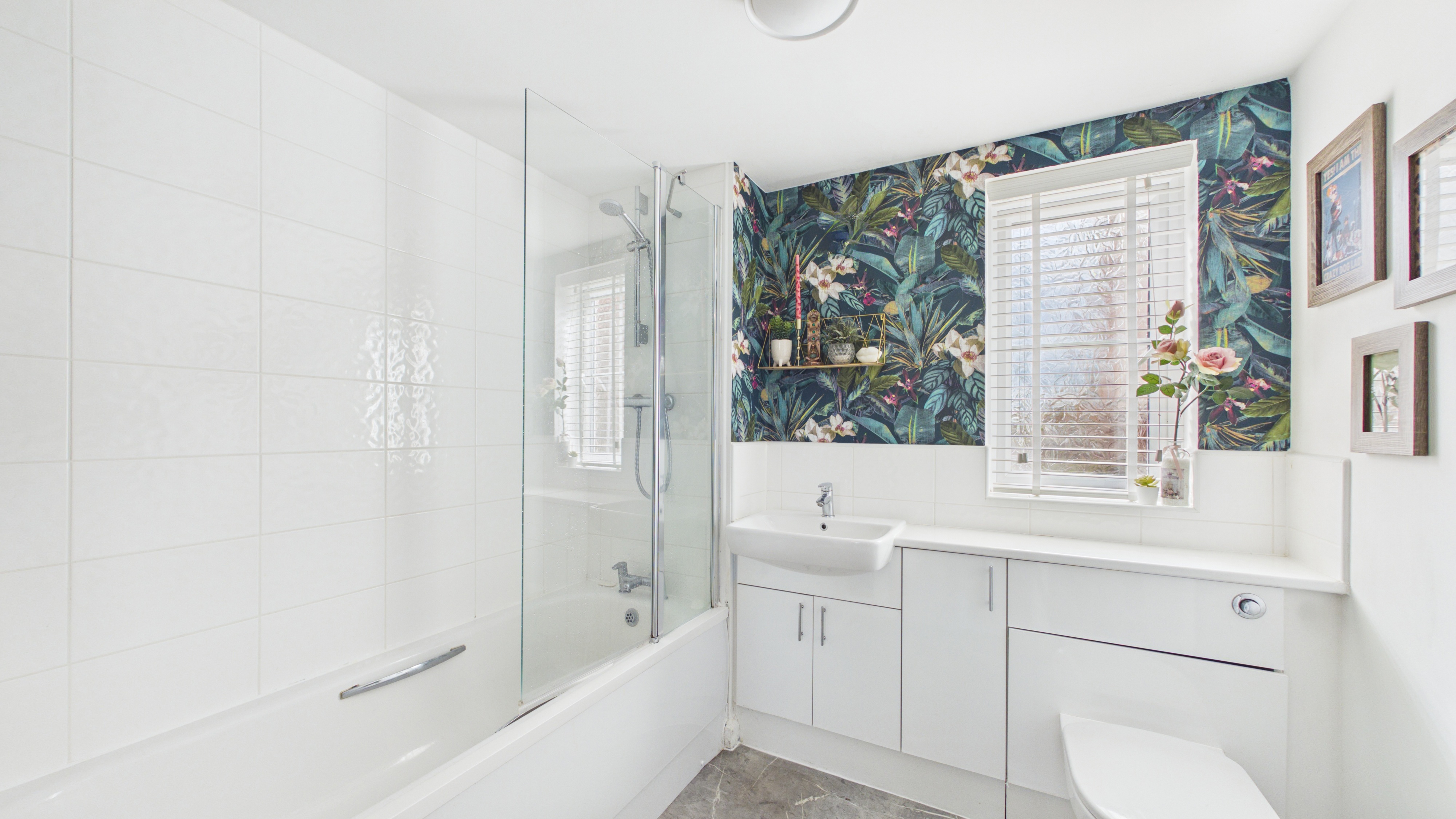 Image 12 - Bathroom