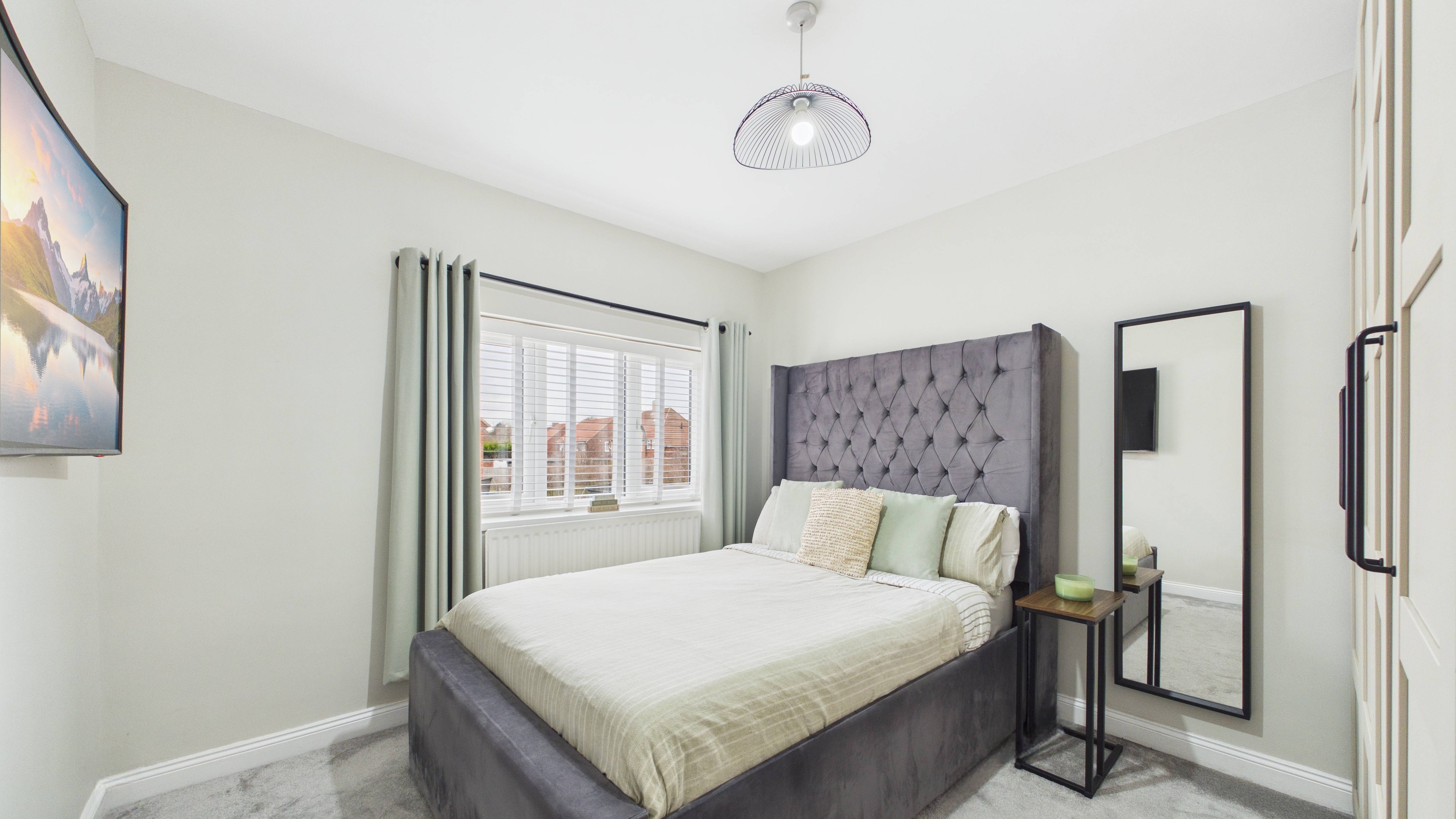 Image 13 - Bedroom (1)