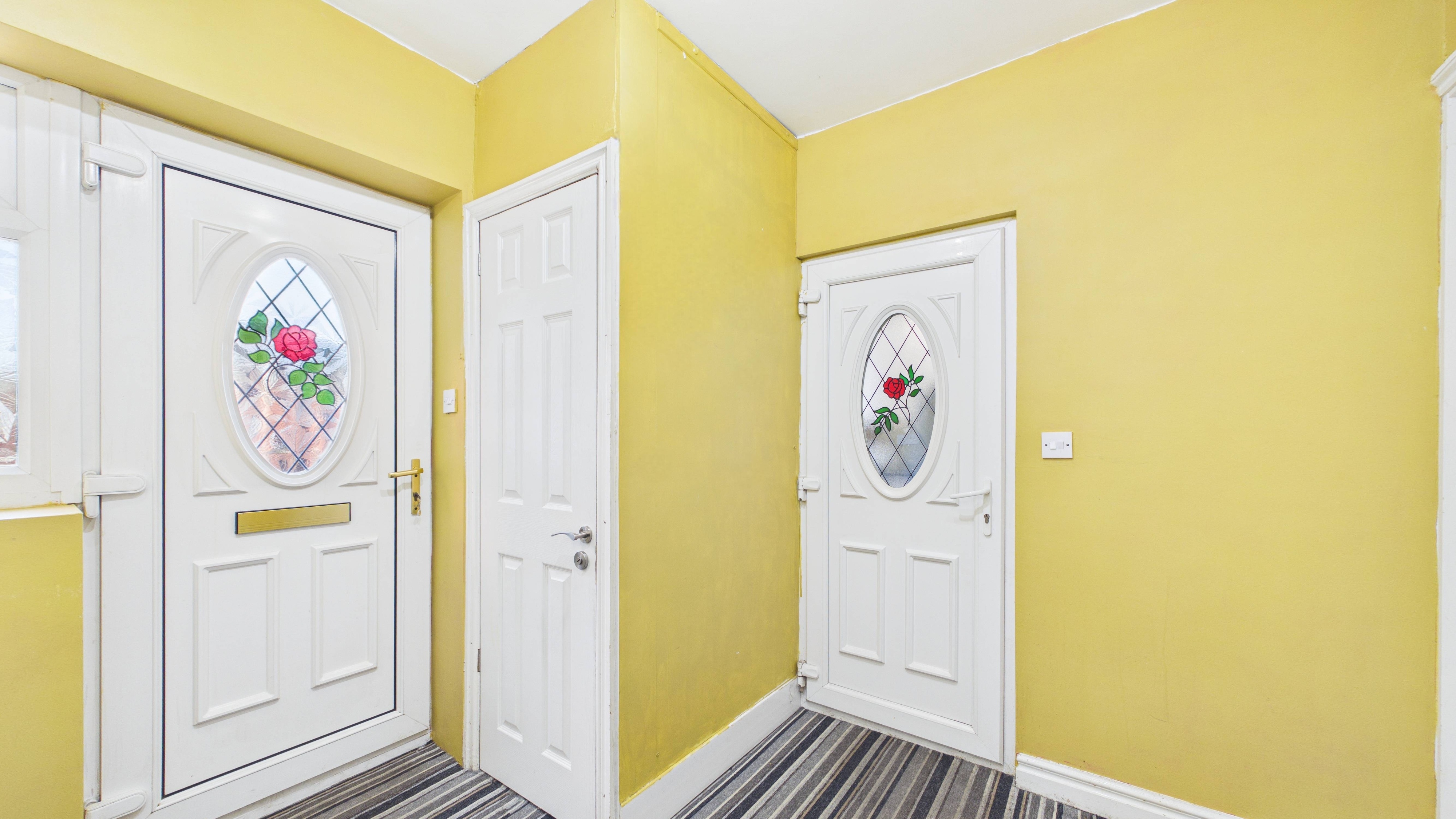 Image 13 - Utility Room (2)