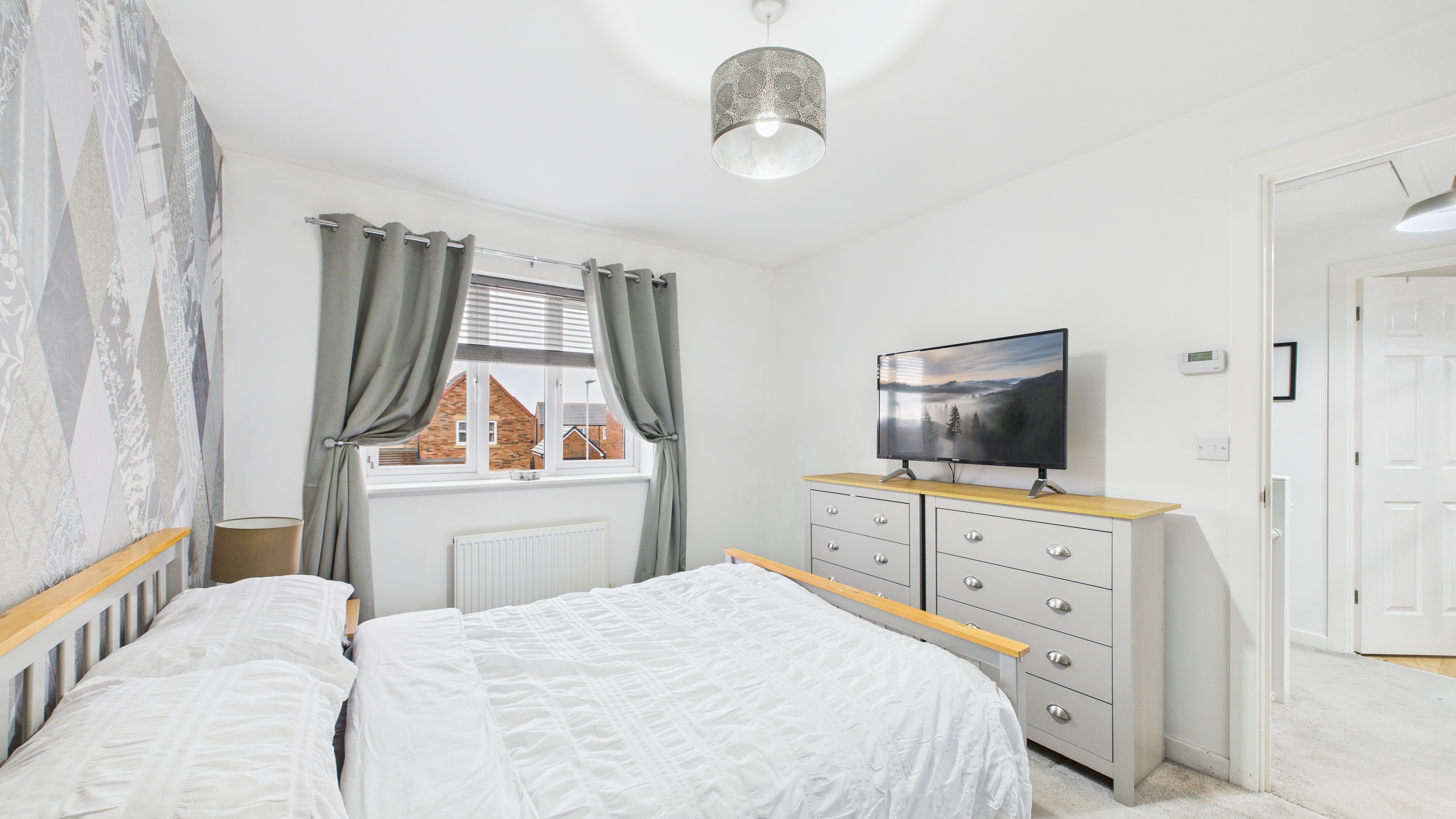 Image 12 - Bedroom 1 (1)