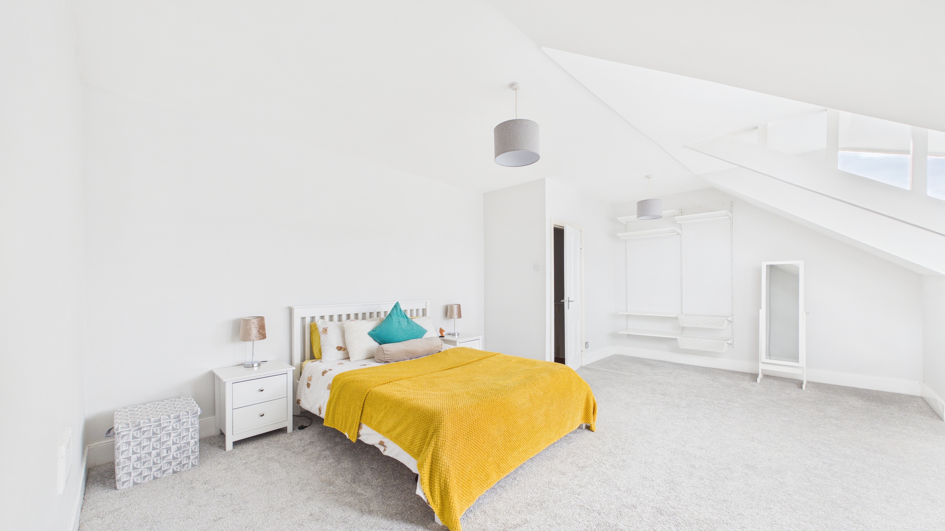 Image 11 - Master Bedroom (2)