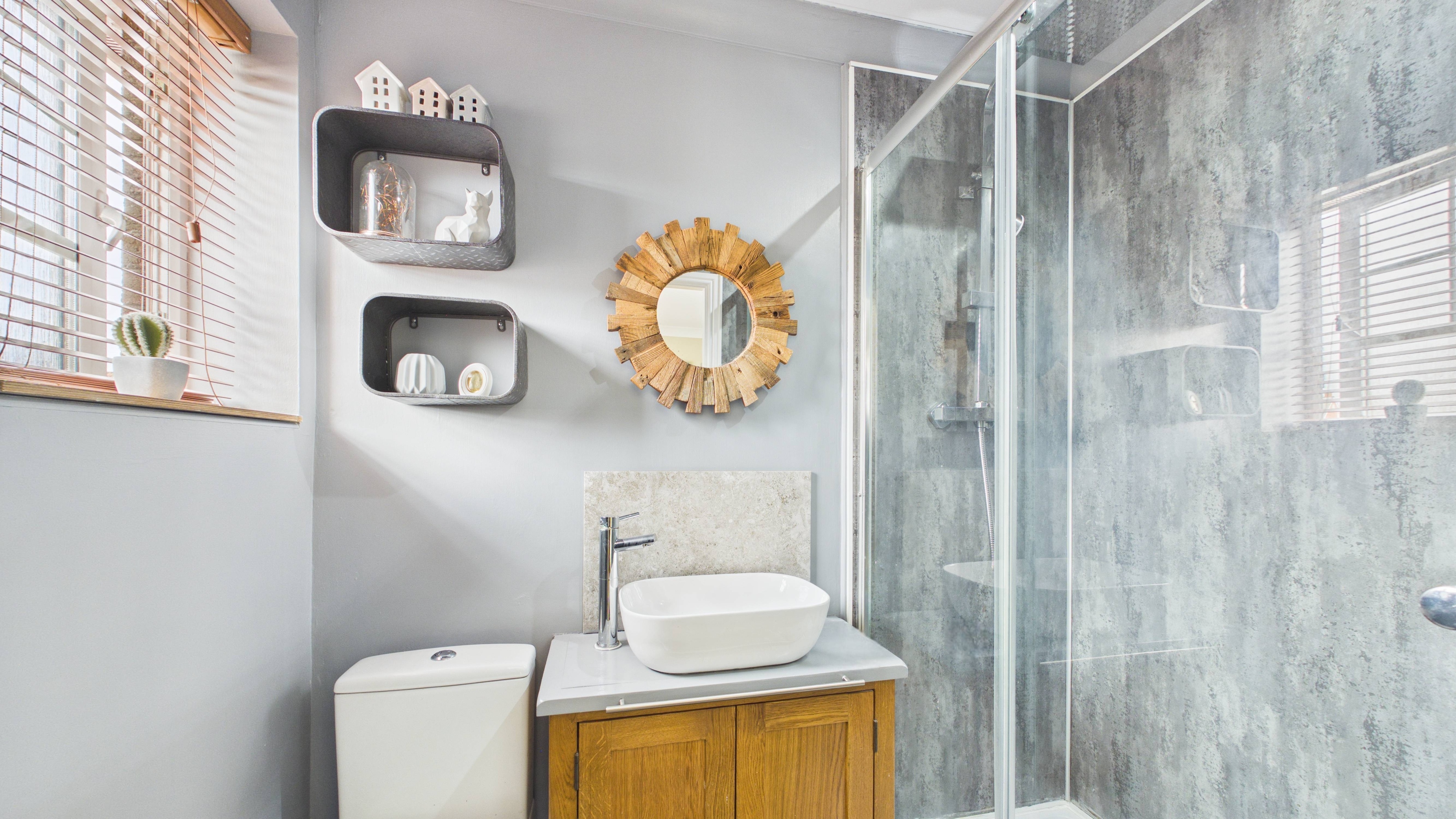 Image 17 - Ensuite