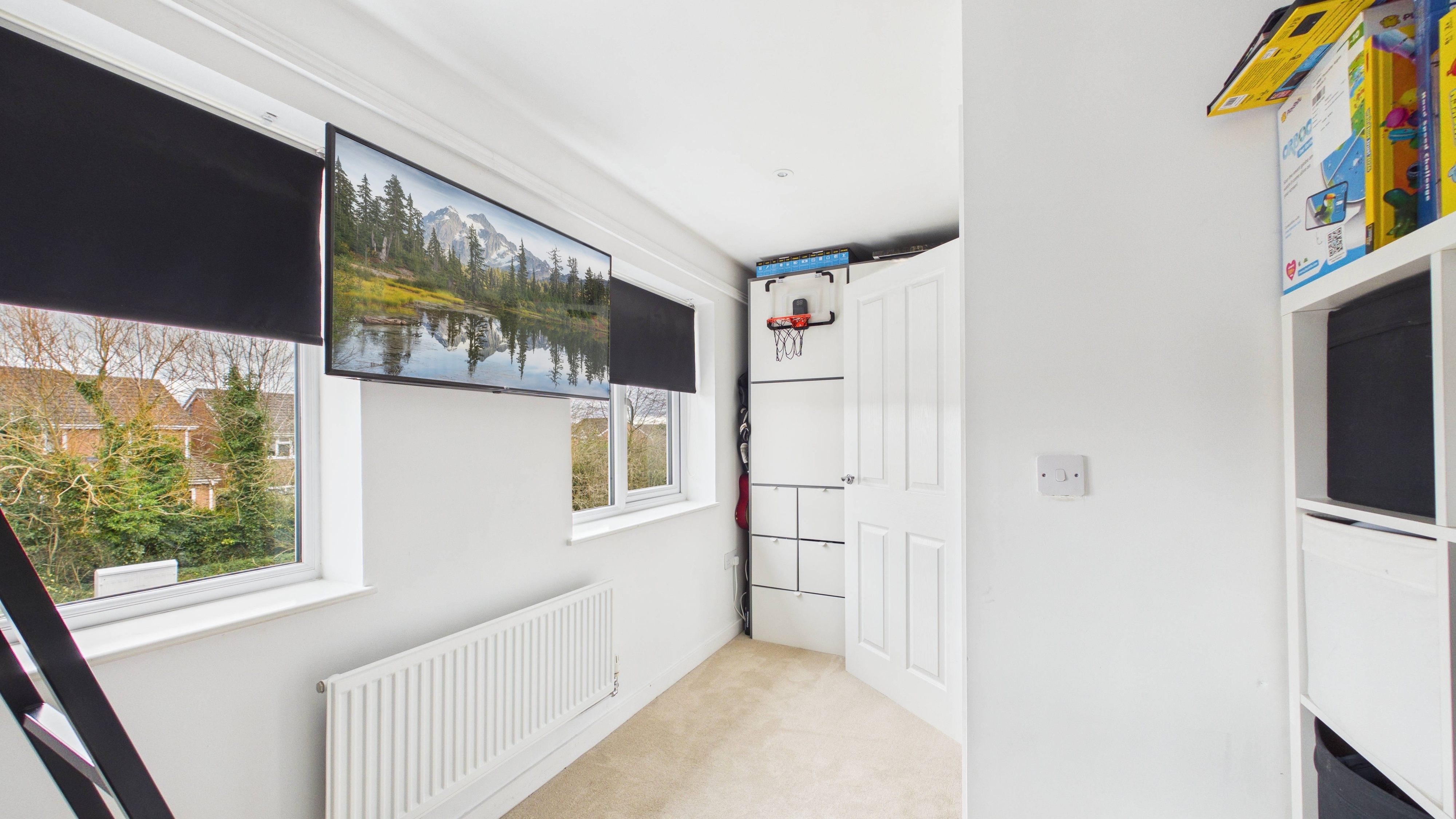 Image 18 - Bedroom 2 (2)