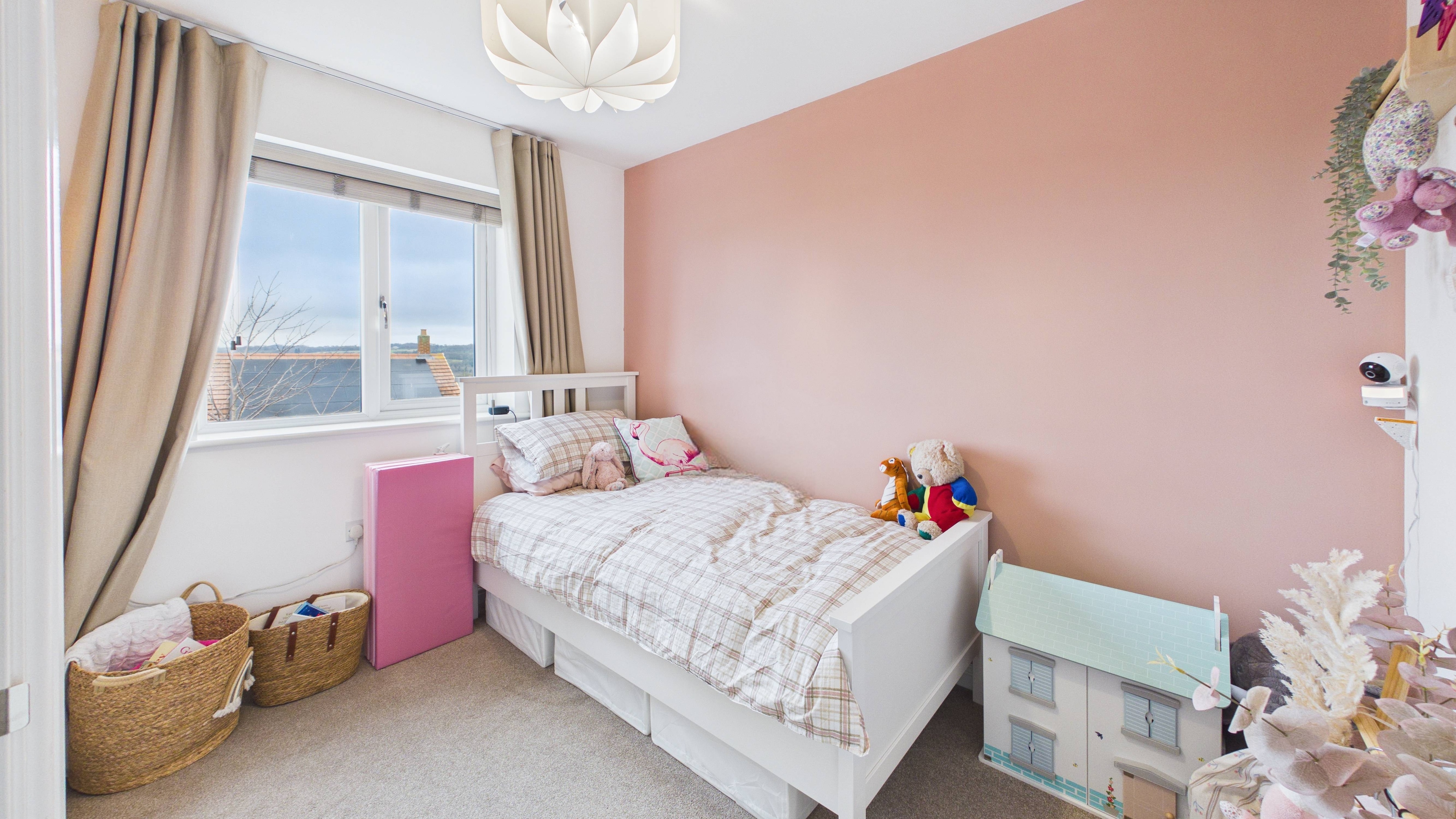 Image 19 - Bedroom 3 (1)