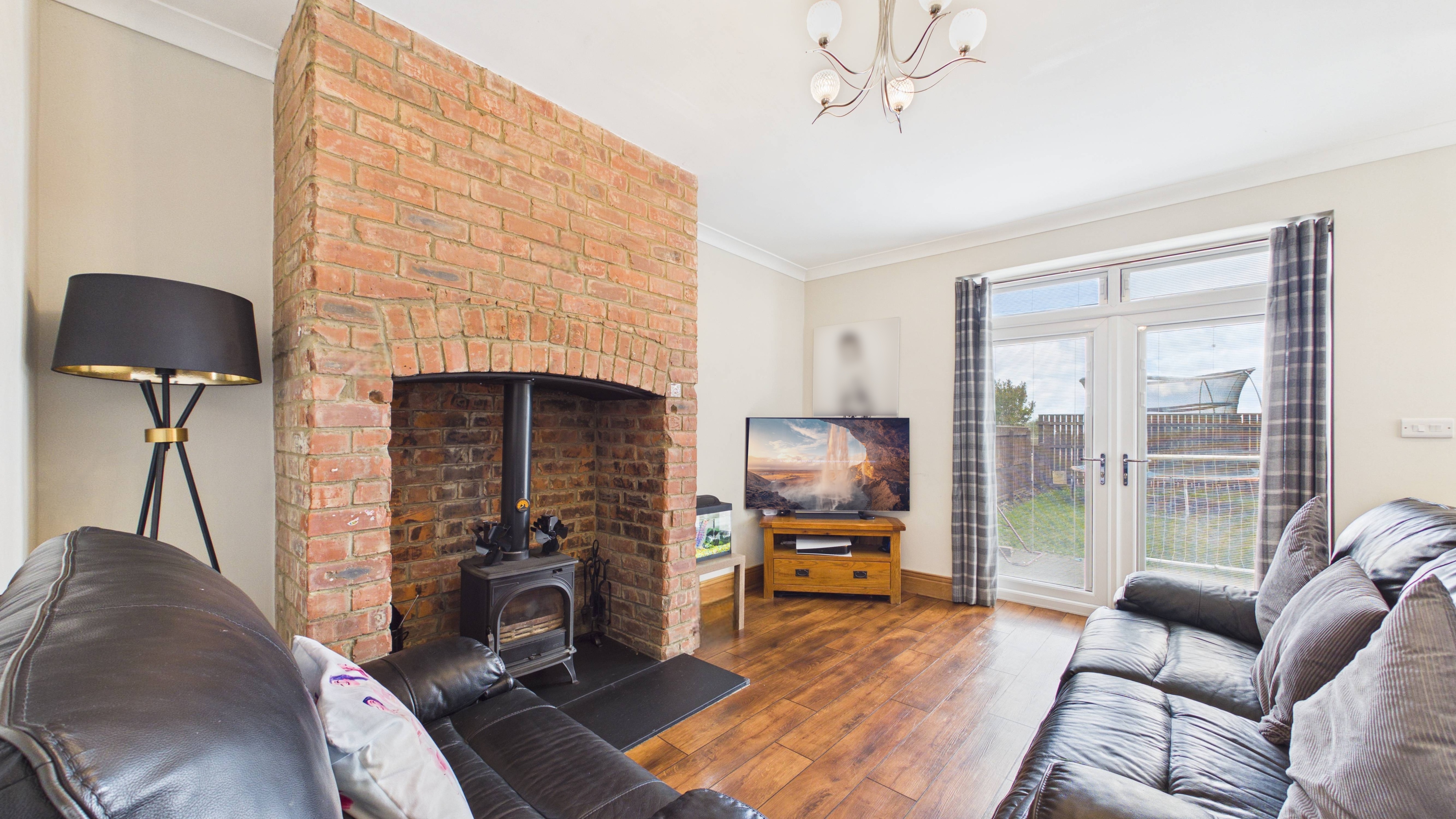 Living Room (1)