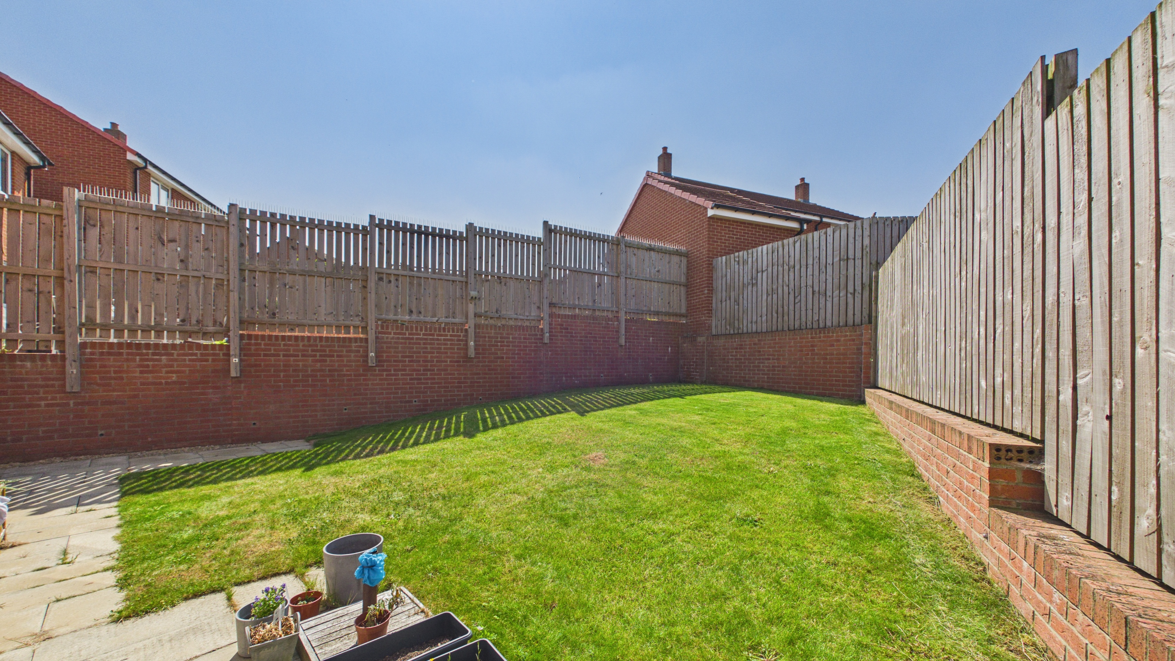 Image 28 - Back Garden (3)