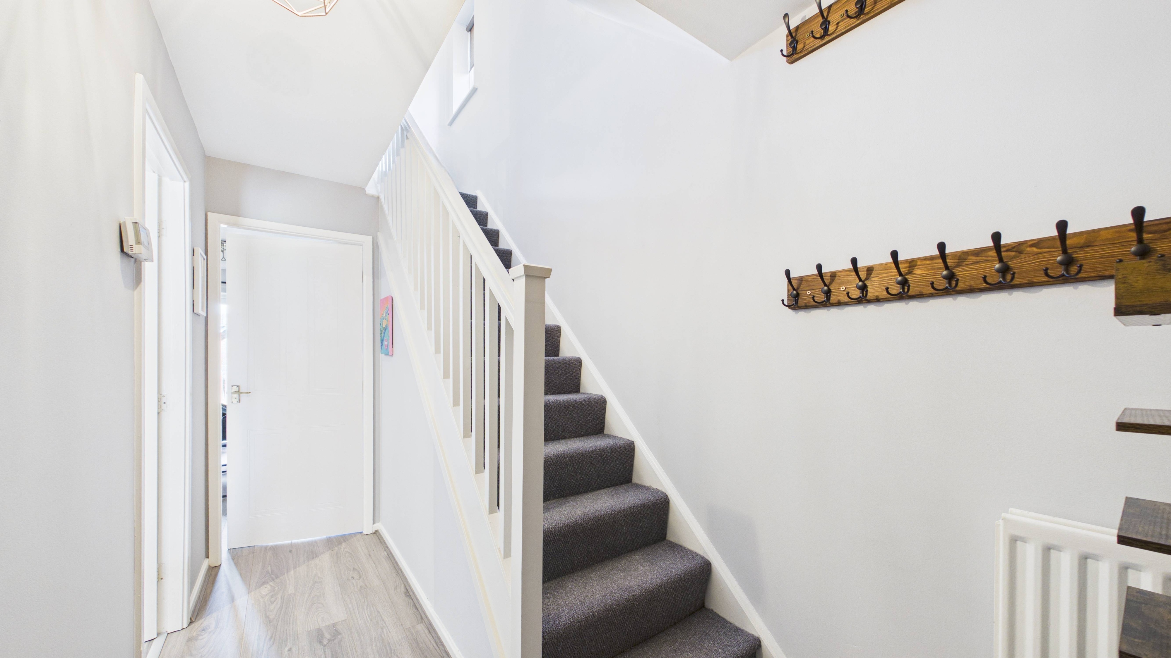 Image 2 - Entrance Hallway (1)