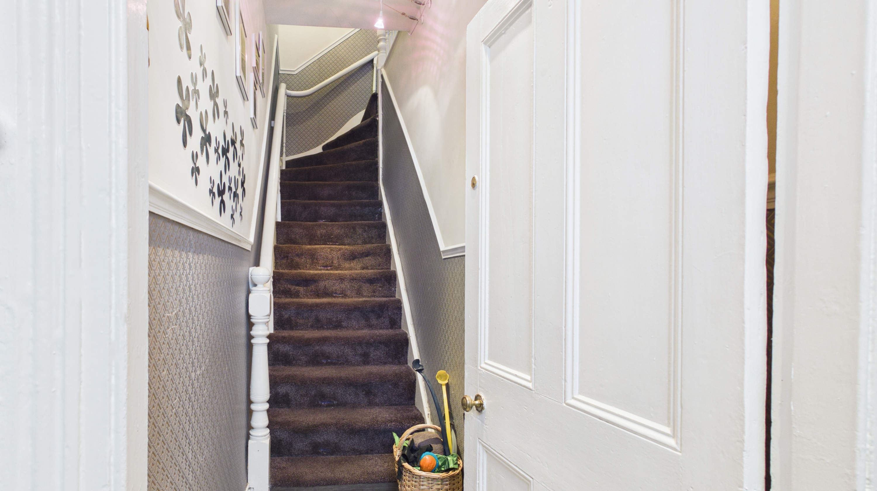 Image 2 - Entrance Staircase