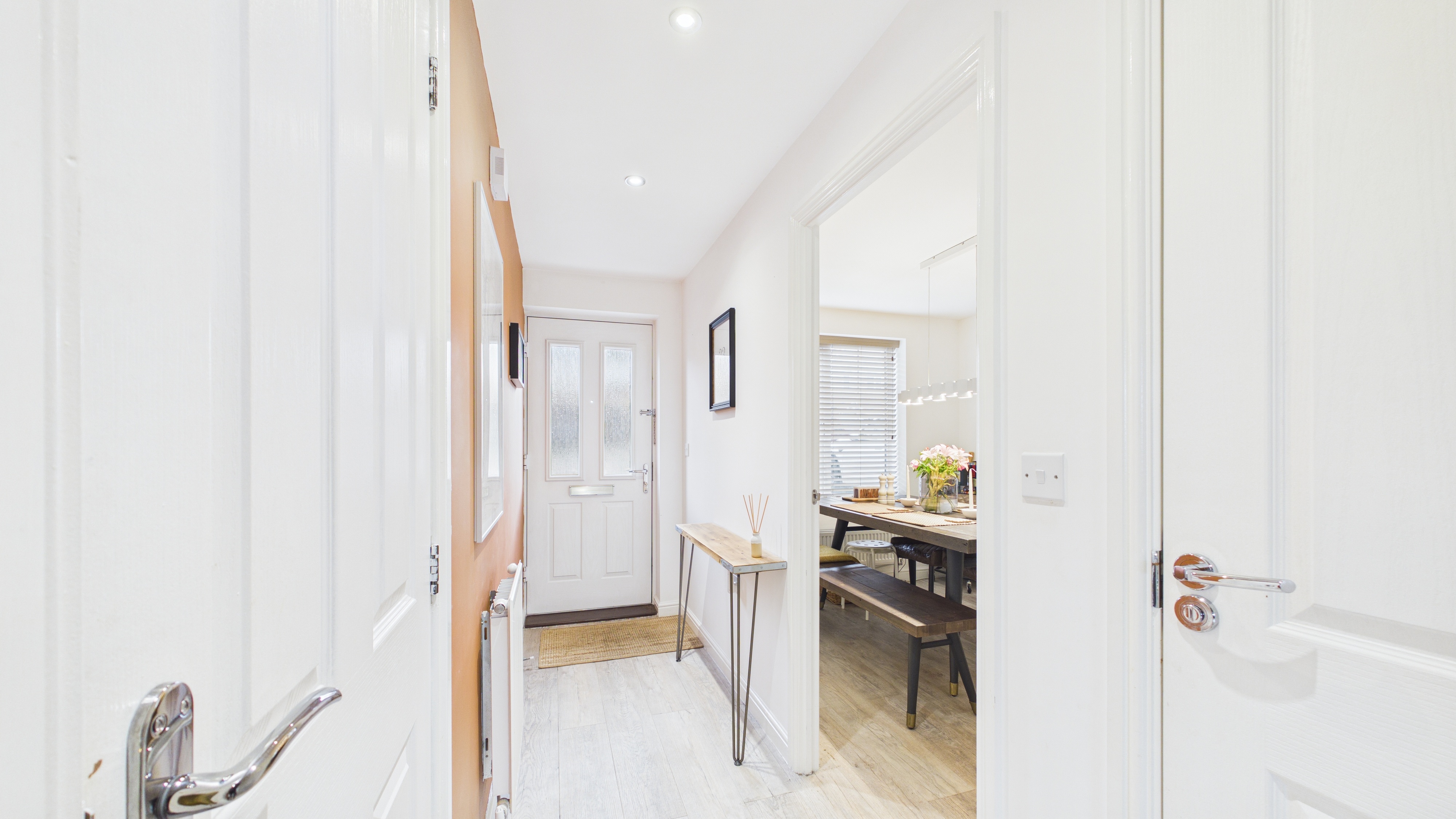 Image 3 - Entrance (2)