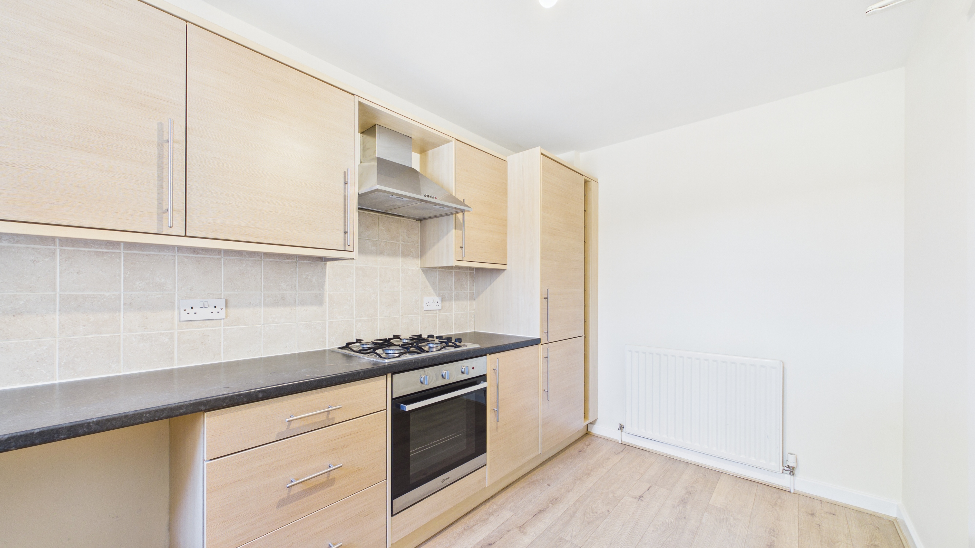 Image 7 - Kitchen (1)