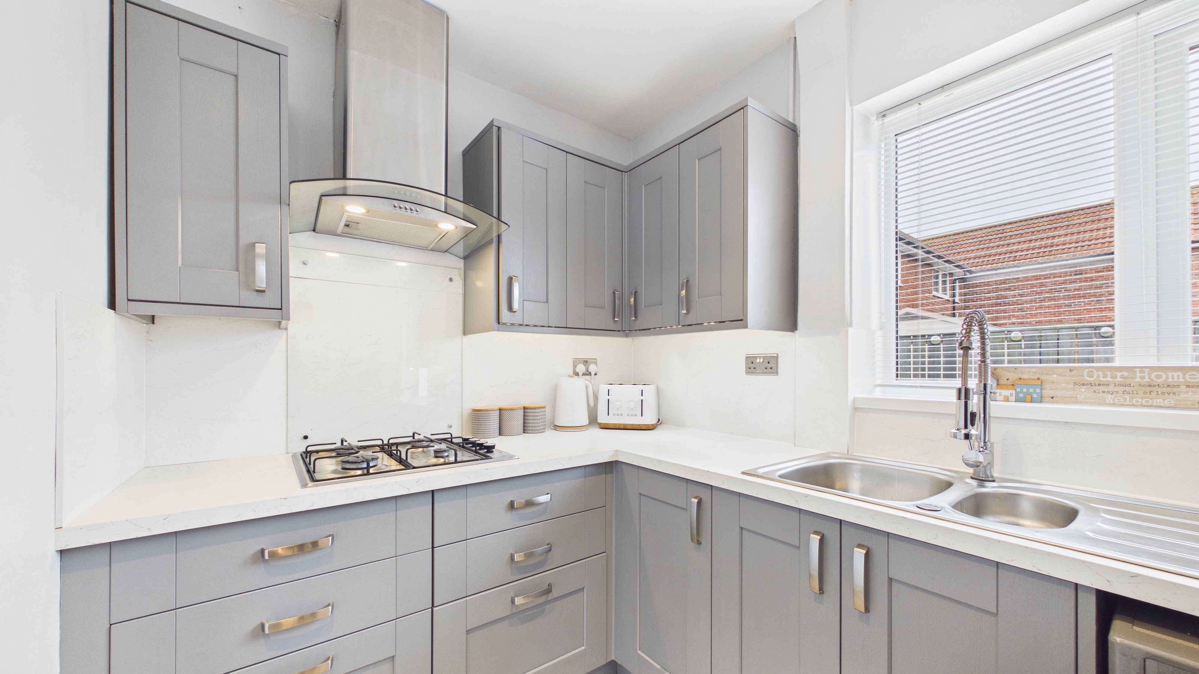 Image 7 - Kitchen / Dining Room (1)