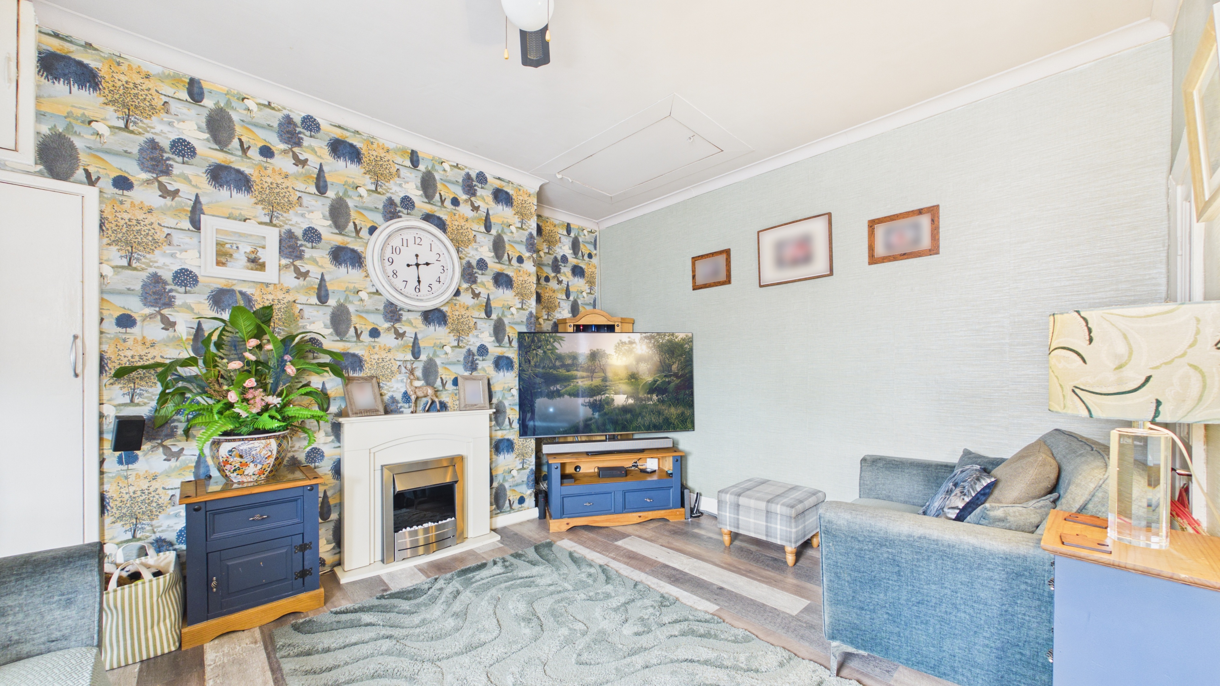 Image 6 - Living Room / Dining Room (3)