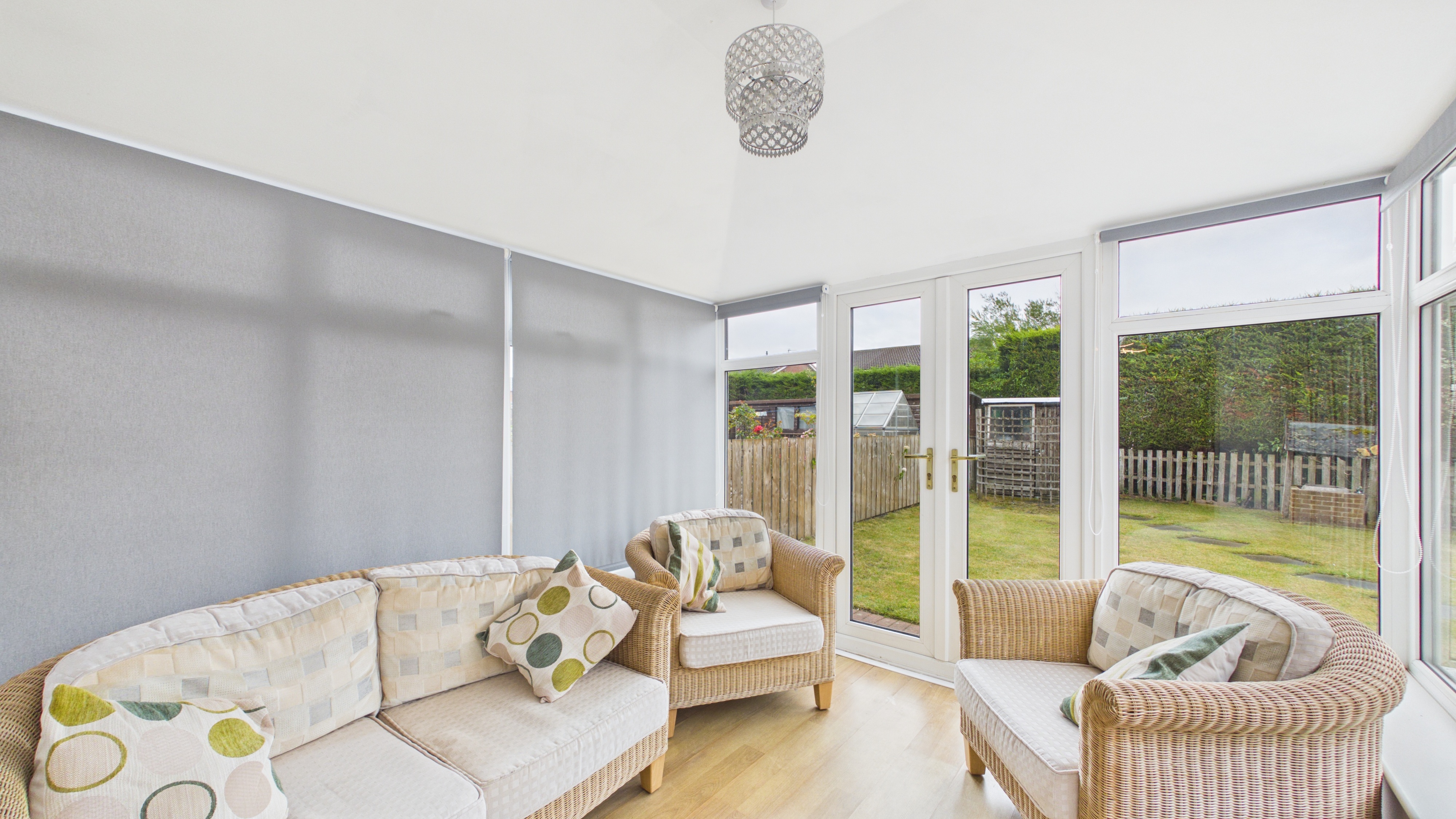 Image 7 - Conservatory (1)