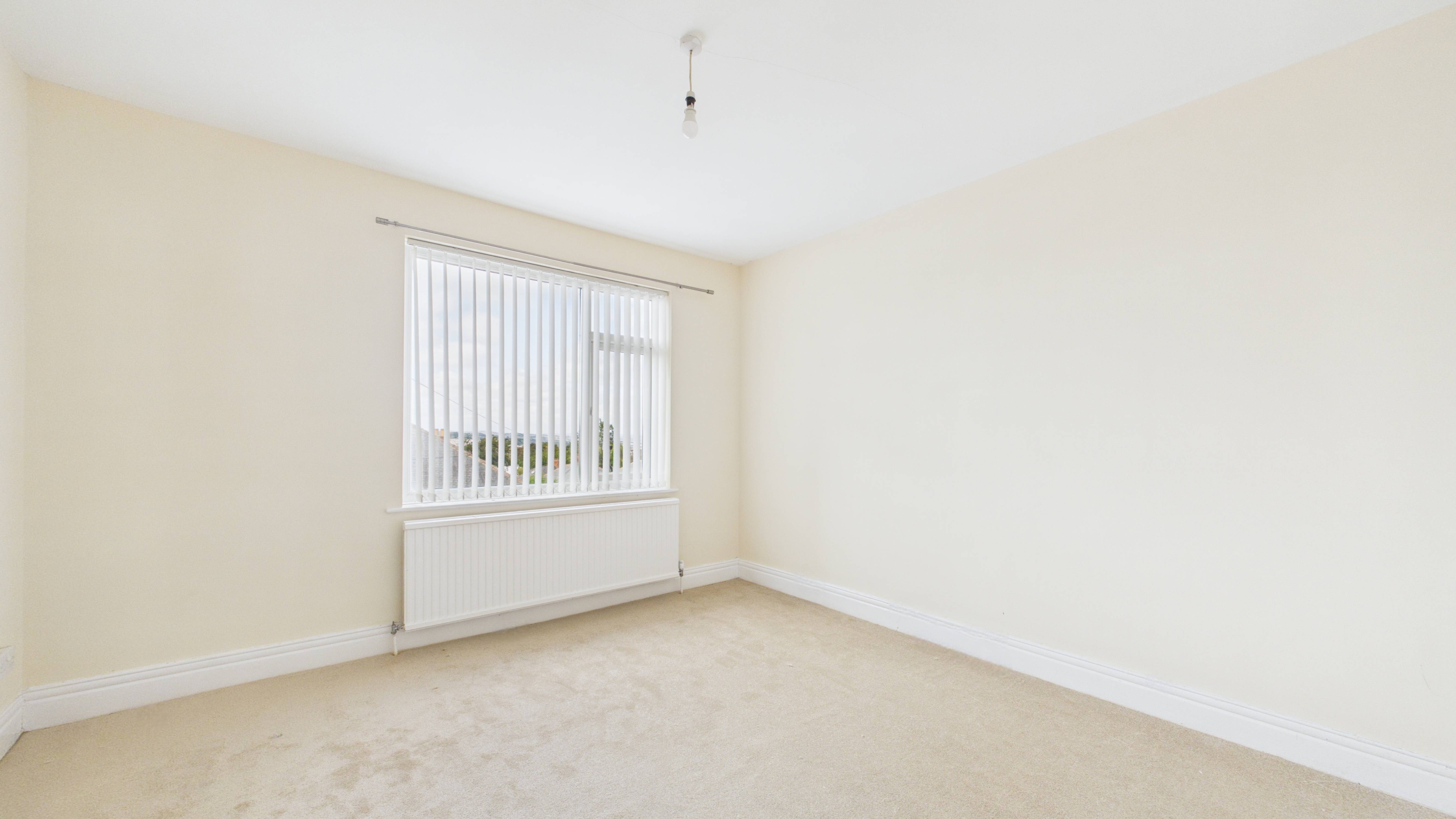 Image 10 - Bedroom (1)
